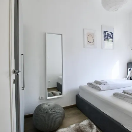 Premium By Hi5- Spot Apartment *