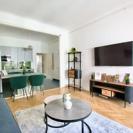 Premium By Hi5- Spot Apartment