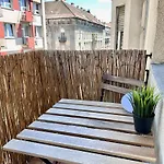 Premium By Hi5- Spot Appartement *