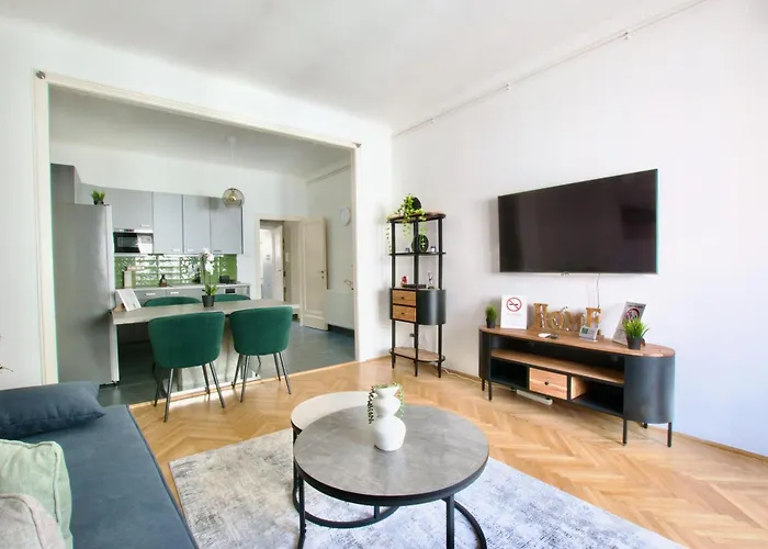 Premium By Hi5- Spot Apartment