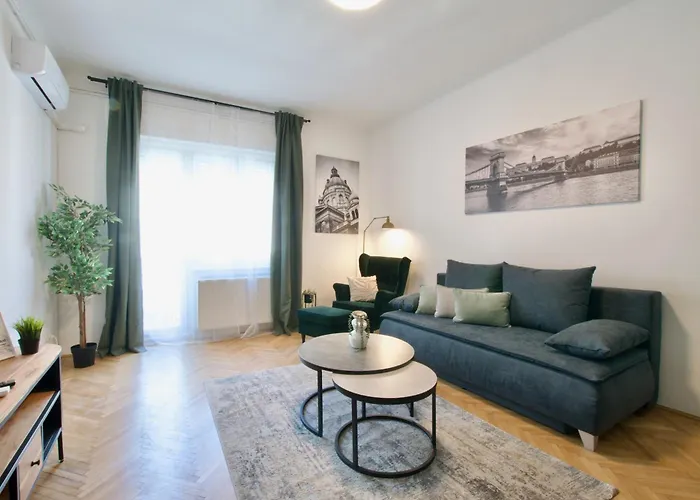 Premium By Hi5- Spot Apartment